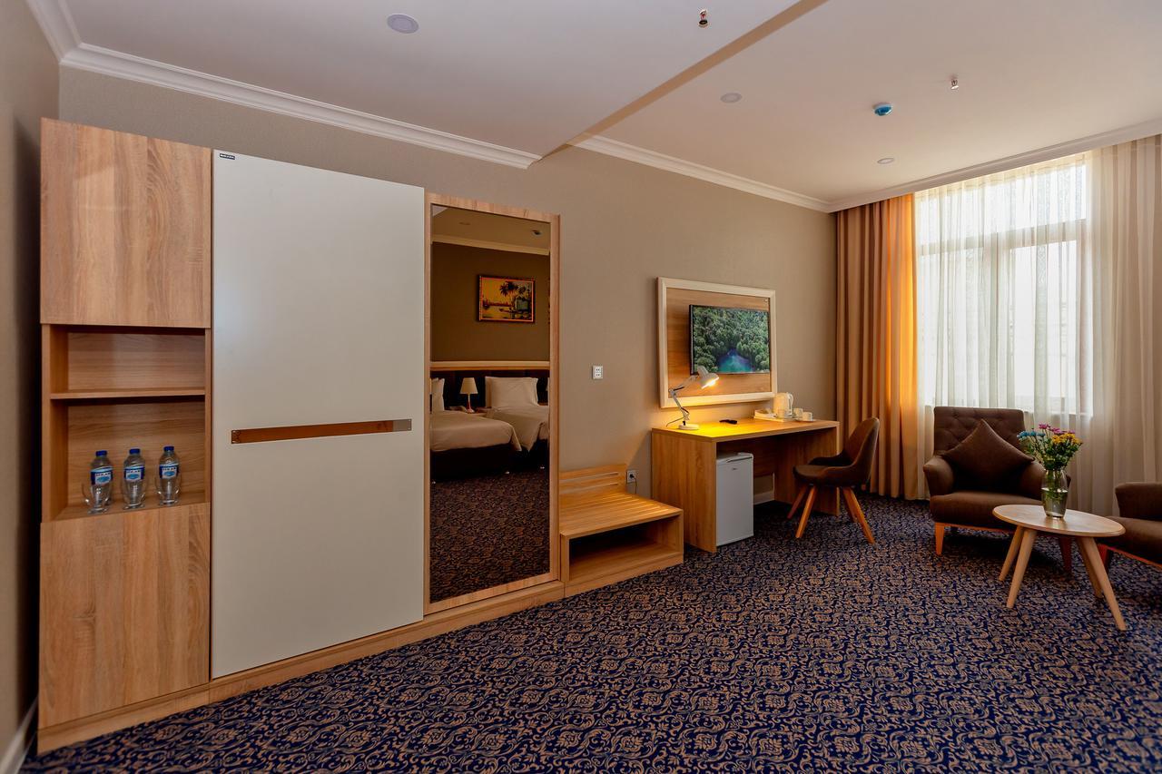 Metro City Hotel 바쿠 외부 사진