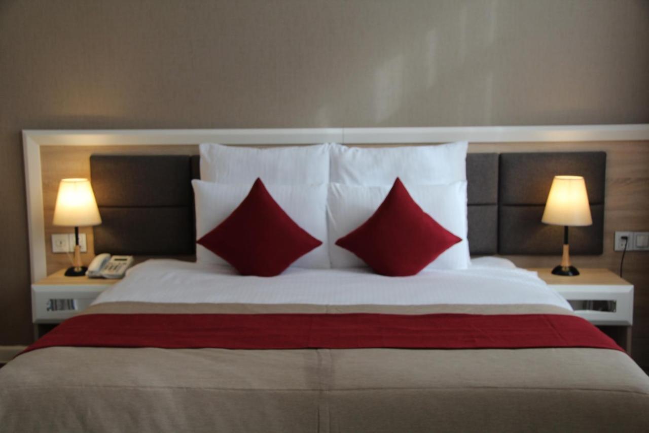 Metro City Hotel 바쿠 외부 사진